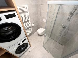 Pronájem bytu 1+kk, Praha - Modřany, Mezi vodami, 33 m2