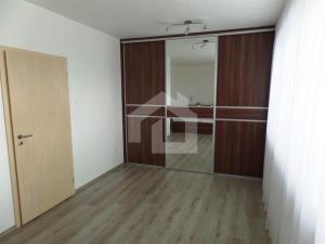 Pronájem bytu 2+kk, Třeboň - Třeboň II, Dukelská, 75 m2