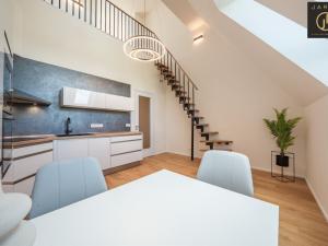 Prodej bytu 2+kk, Praha - Holešovice, U průhonu, 47 m2