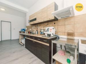 Prodej bytu 2+kk, Přelouč, Václavské náměstí, 47 m2