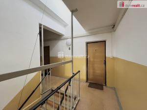 Pronájem bytu 1+kk, Krupka, Sídliště, 28 m2