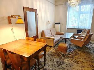Prodej bytu 2+kk, Praha - Bubeneč, Verdunská, 54 m2