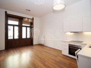 Pronájem bytu 3+kk, Praha, Chvalova, 71 m2