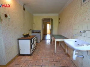 Prodej rodinného domu, Spálov, 230 m2