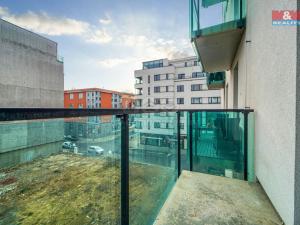 Pronájem bytu 2+kk, Plzeň - Jižní Předměstí, Poděbradova, 43 m2