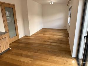 Pronájem bytu 1+kk, Praha - Hlubočepy, Kurandové, 33 m2