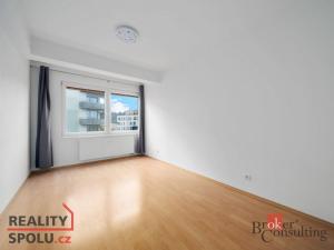 Pronájem bytu 2+kk, Hradec Králové - Třebeš, Svatojánská, 66 m2