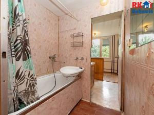 Prodej bytu 3+1, Praha - Kolovraty, K vrbě, 61 m2