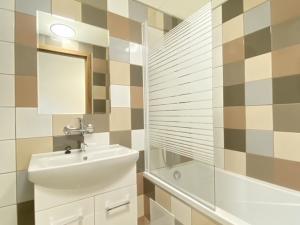 Pronájem bytu 2+kk, Jaroměř - Pražské Předměstí, Královédvorská, 41 m2