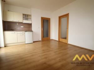 Pronájem bytu 2+kk, Hradec Králové, Balbínova, 45 m2