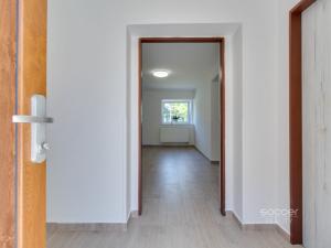 Pronájem rodinného domu, Zlatníky-Hodkovice - Zlatníky, Náves sv. Petra a Pavla, 100 m2