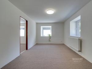 Pronájem rodinného domu, Zlatníky-Hodkovice - Zlatníky, Náves sv. Petra a Pavla, 100 m2
