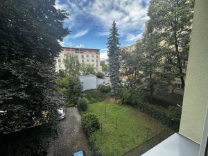Pronájem bytu 1+kk, Praha - Vršovice, Vršovická, 35 m2