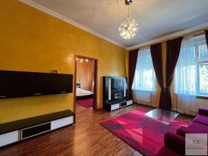 Pronájem bytu 2+1, Karlovy Vary, T. G. Masaryka, 104 m2