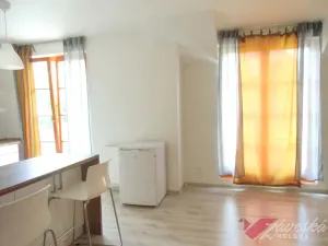 Pronájem bytu 1+1, Mnichovo Hradiště, Příčná, 37 m2