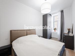 Prodej bytu 2+kk, Praha - Smíchov, Kmochova, 45 m2