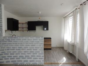 Prodej bytu 3+1, Bohušovice nad Ohří, Zahradní, 60 m2