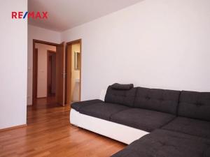 Pronájem bytu 3+kk, Praha - Žižkov, Ke kapslovně, 97 m2