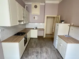 Pronájem bytu 3+1, Praha - Nové Město, Masarykovo nábřeží, 104 m2