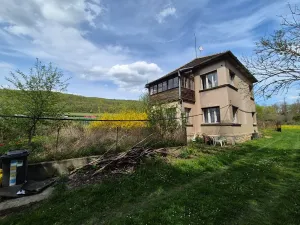 Prodej komerčního pozemku, Nučice, V Hlubokém, 7835 m2