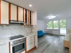 Pronájem bytu 3+1, Praha - Krč, V Štíhlách, 62 m2