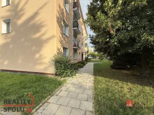Prodej bytu 2+1, Olomouc - Holice, Slunečná, 51 m2