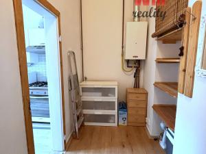 Pronájem bytu 2+1, Karlovy Vary, Moskevská, 43 m2
