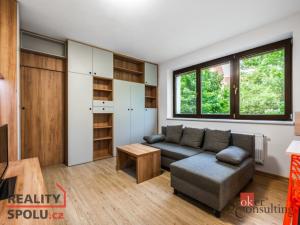 Pronájem bytu 2+kk, Brno - Líšeň, Podbělová, 45 m2