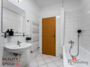 Pronájem bytu 2+kk, Brno - Líšeň, Podbělová, 45 m2