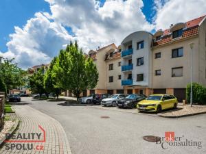 Pronájem bytu 2+kk, Brno - Líšeň, Podbělová, 45 m2