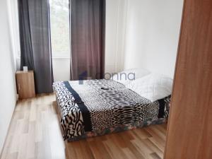Pronájem bytu 3+kk, Praha, Plevenská, 70 m2