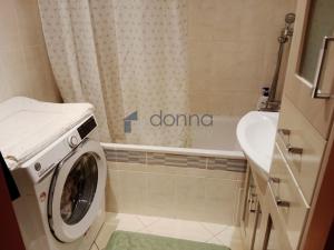 Pronájem bytu 3+kk, Praha, Plevenská, 70 m2