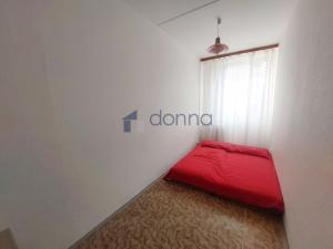 Pronájem bytu 3+kk, Praha, Plevenská, 70 m2