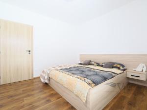 Prodej bytu 4+kk, Nové Hrady, Vilová čtvrť, 89 m2