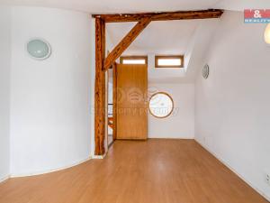 Pronájem bytu 4+kk, Praha, Chlumčanského, 94 m2
