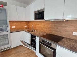 Pronájem bytu 1+kk, Praha - Modřany, Kolmanova, 40 m2