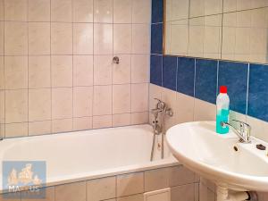 Pronájem bytu 3+1, Praha - Košíře, Vrchlického, 75 m2