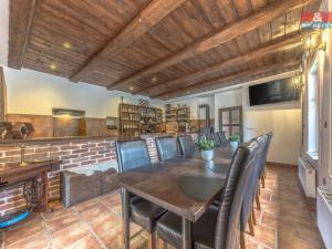 Prodej rodinného domu, Nová Paka - Štikov, 220 m2
