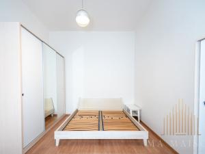 Pronájem bytu 2+kk, Praha - Žižkov, U kněžské louky, 41 m2