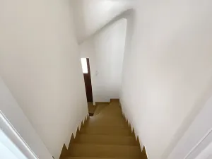 Pronájem rodinného domu, Holubice, Na Čapáku, 165 m2