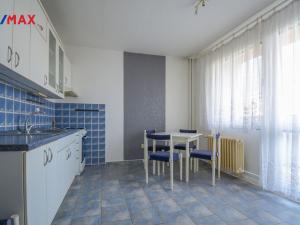 Prodej bytu 3+1, Hradec Králové - Nový Hradec Králové, třída Edvarda Beneše, 99 m2