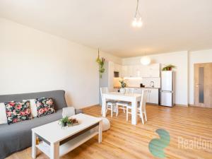 Prodej bytu 2+kk, České Budějovice - České Budějovice 2, České Vrbné, 69 m2