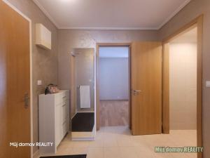 Pronájem bytu 2+kk, Praha - Holešovice, Komunardů, 60 m2