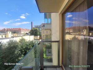 Pronájem bytu 2+kk, Praha - Holešovice, Komunardů, 60 m2