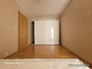 Pronájem bytu 2+kk, Praha - Holešovice, Komunardů, 60 m2