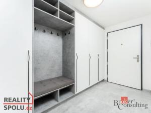 Pronájem bytu 2+kk, Praha - Modřany, Mezi vodami, 62 m2