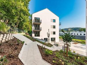 Pronájem bytu 2+kk, Praha - Hlubočepy, 52 m2