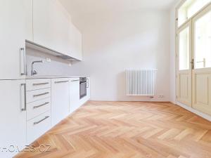 Pronájem bytu 1+1, Praha - Nové Město, Podskalská, 41 m2