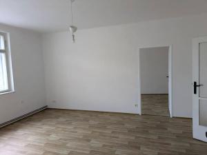 Pronájem bytu 2+1, Opava, Dolní náměstí, 76 m2