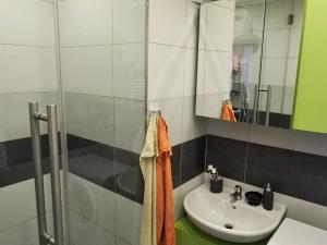Pronájem bytu 2+kk, Brno - Židenice, Bzenecká, 40 m2